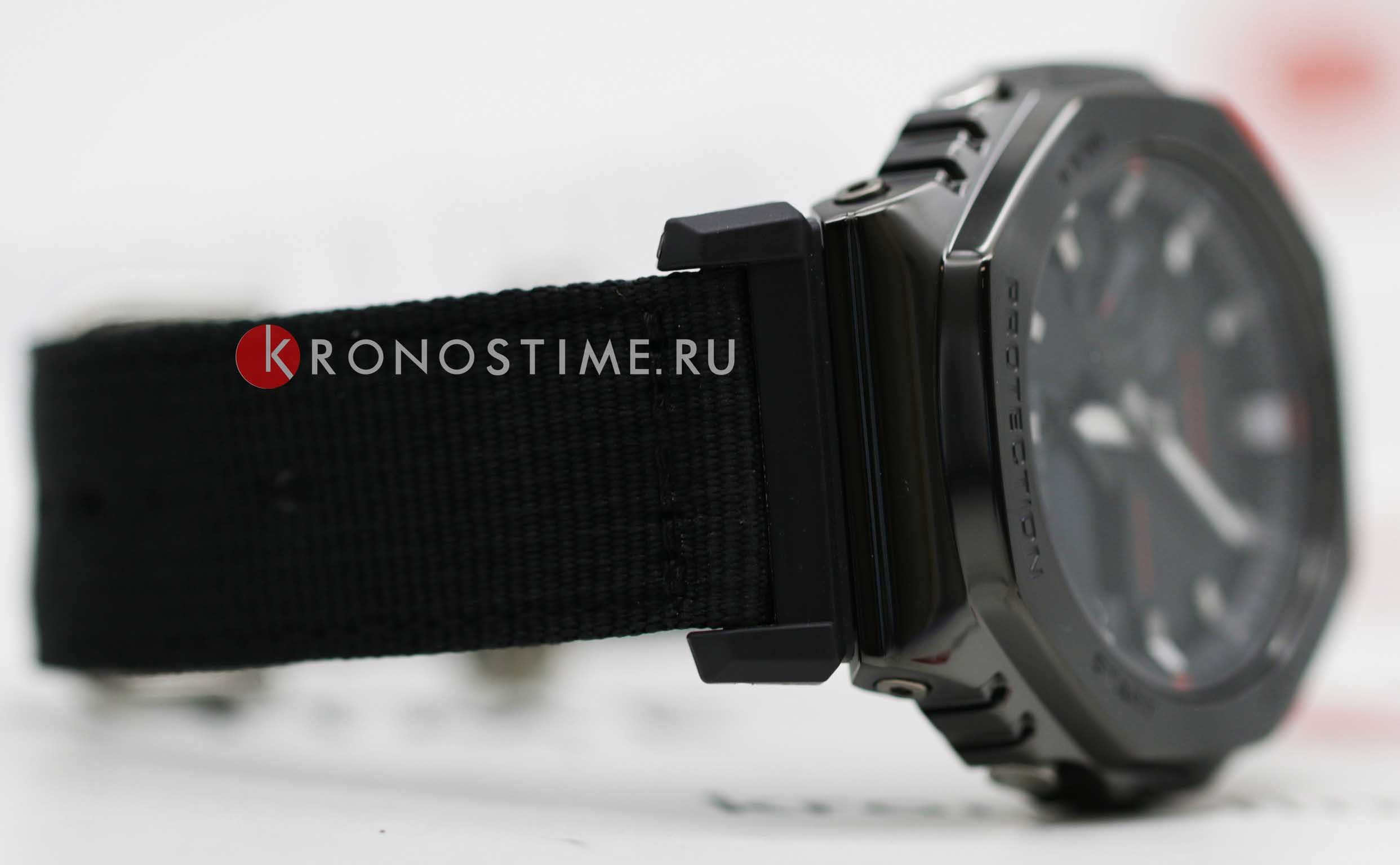 Casio Casio G-Shock GM-2100CB-1ADR (GM-2100CB-1A) электронные часы с аксессуарами мужские часы модель GM-2100CB-1A